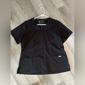 Figs 3 Pocket Scrub Top